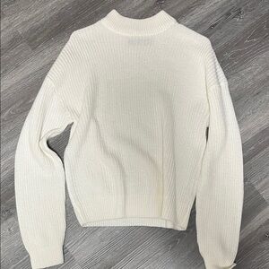 Classic Crewneck Knit Sweater - Cream